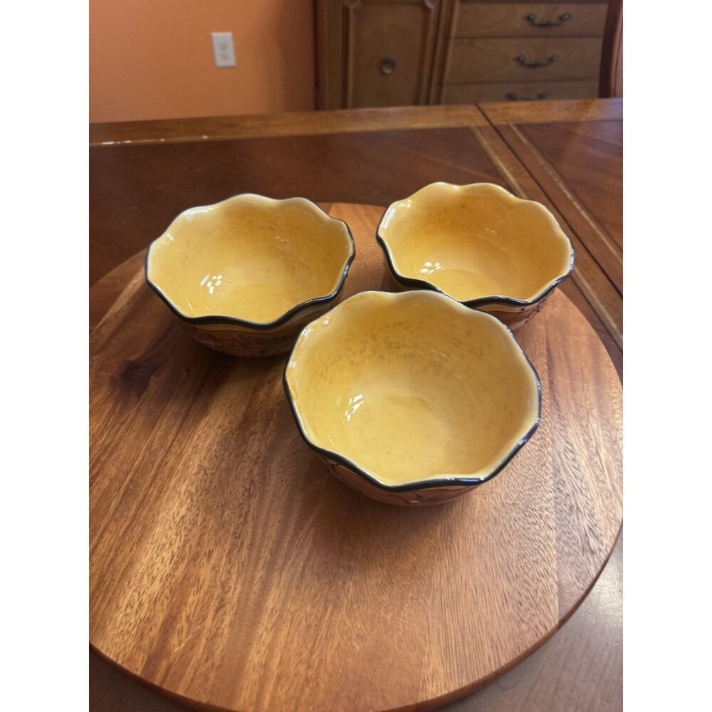 Coupe Cereal Bowl Romance by Ambiance  A SET OF 3